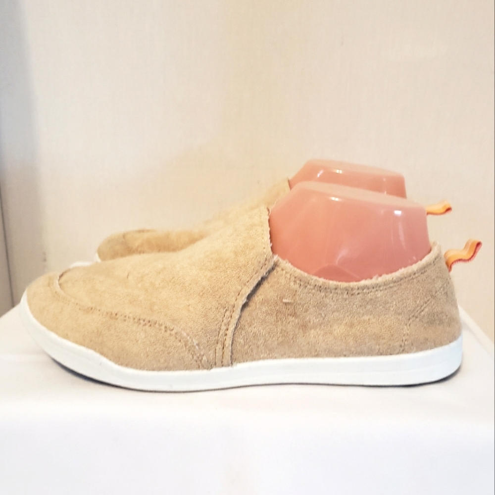 Vionic Beach Malibu Tan Terry Cloth Slip-on Beach Shoes Size: 8.5 - Picture 4 of 12
